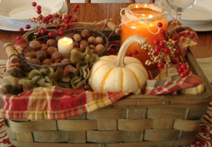 Fall Elements as Natural Thanksgiving Centerpieces 6
