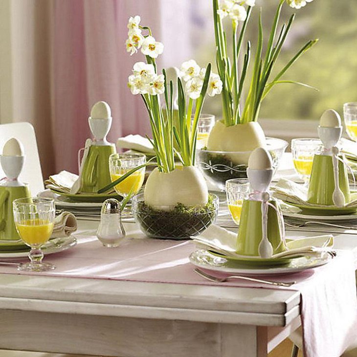 Fast and Easy Green DIY Easter Table Settings