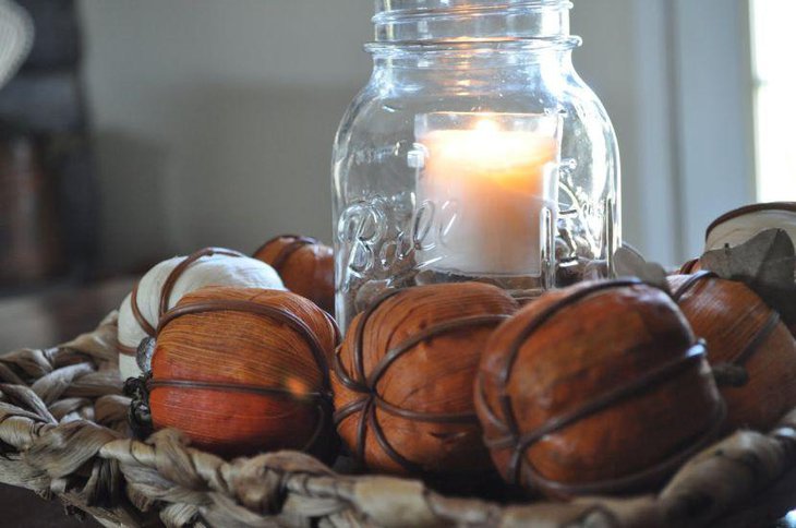 Festive Mason Jar Candle Holder and Acorn Table Centerpiece Idea