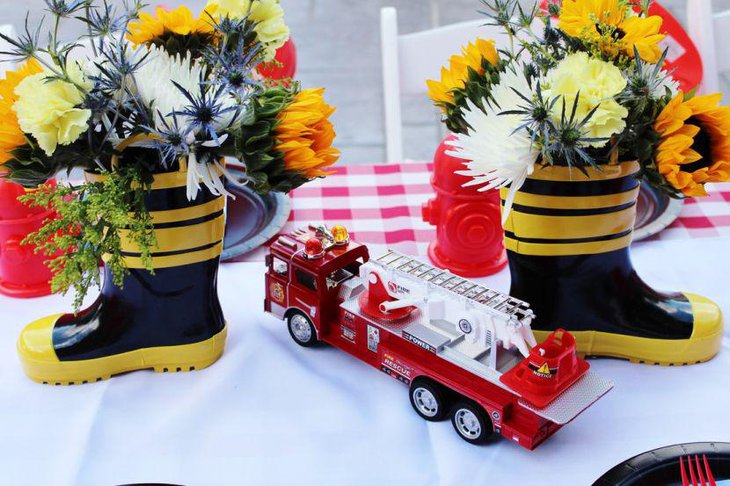 Firetruck decor on boys birthday table