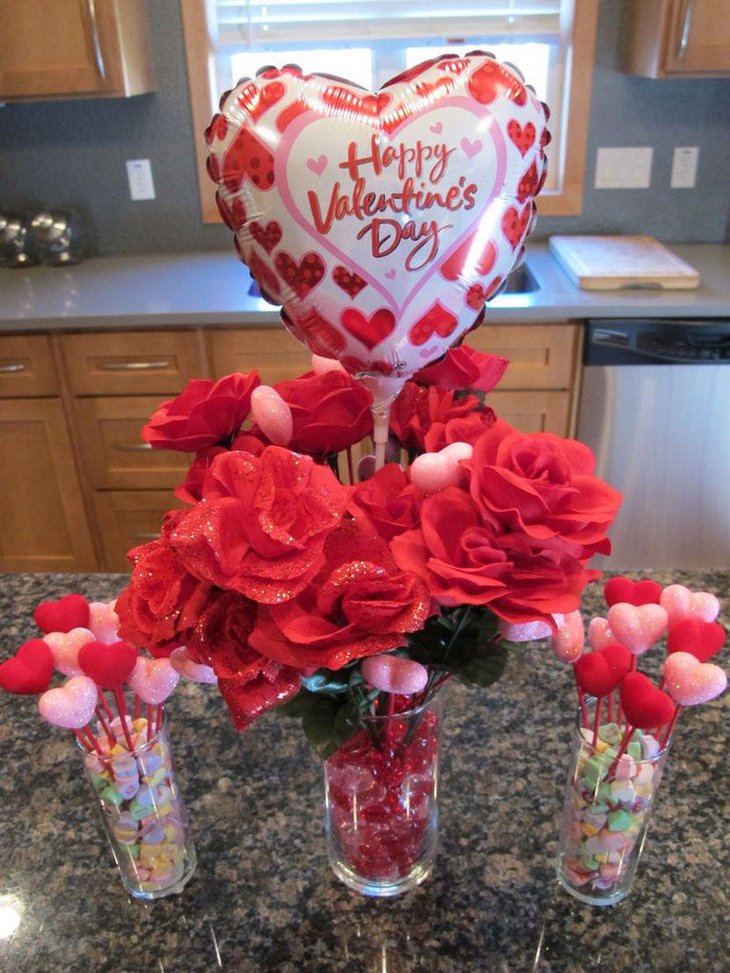 Floral balloon Valentines centerpiece