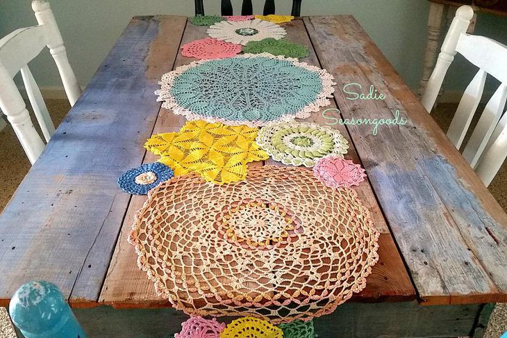 Flowers Extravagant Easter Table Runners
