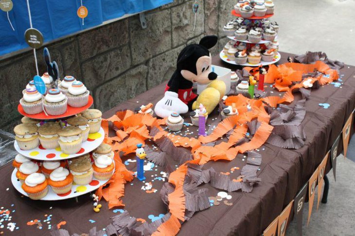 Fun DIY Mickey Mouse birthday dessert table decoration