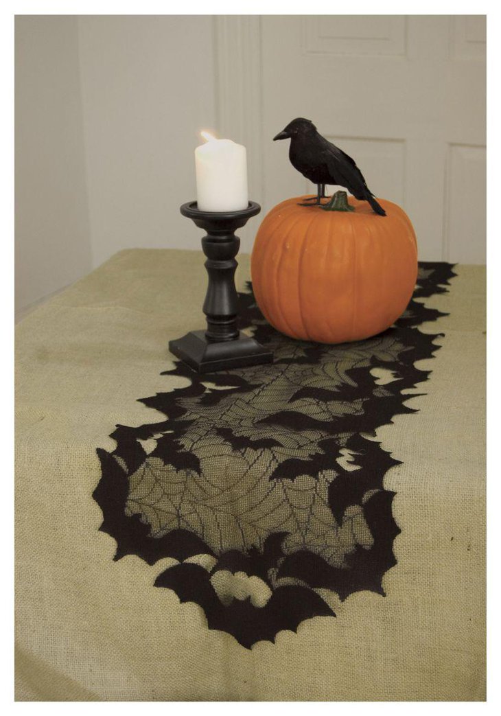 Gorgeous bat Halloween table runner