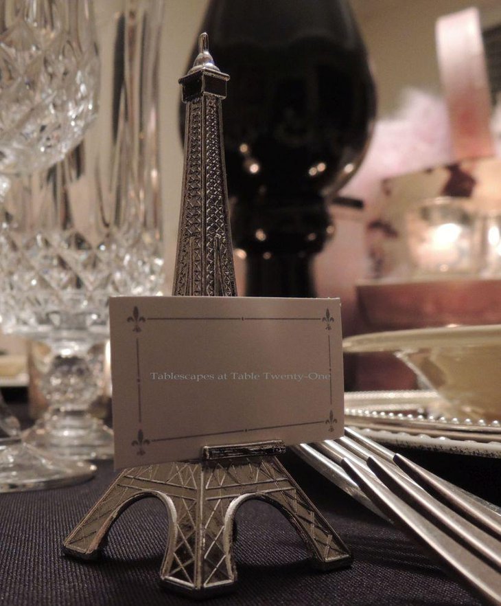 Gorgeous place card holder in the form of Eiffel Tower