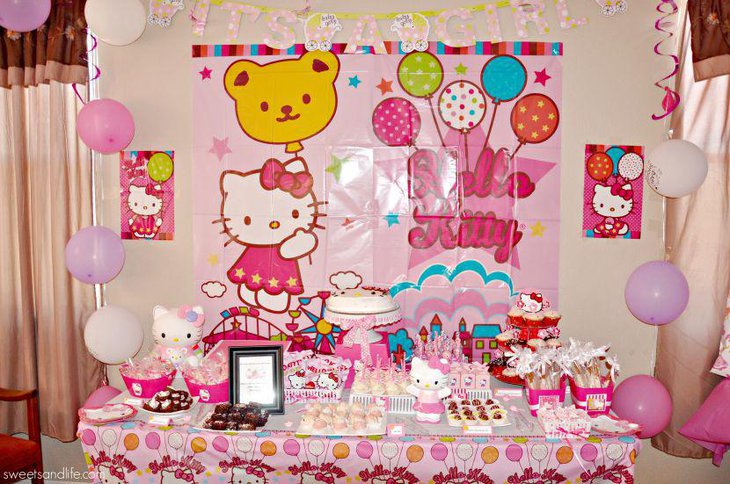 Hello Kitty buffet table for birthday party