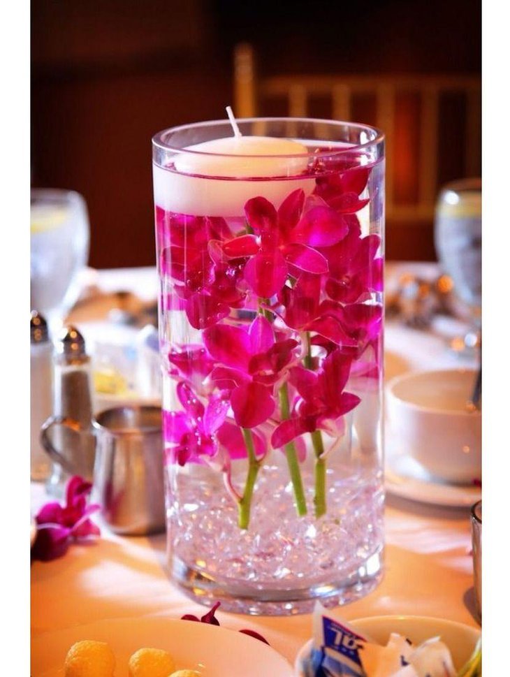 Inexpensive Hurricane Vase Wedding Table Centerpiece With Floating Candle and Flowers
