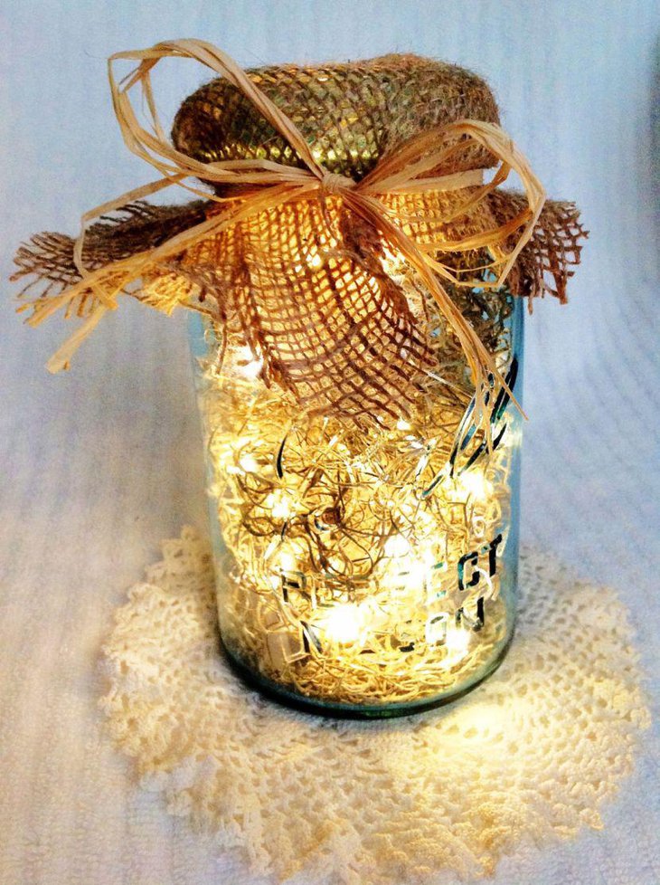 Light filled mason jar for a glowy wedding centerpeice