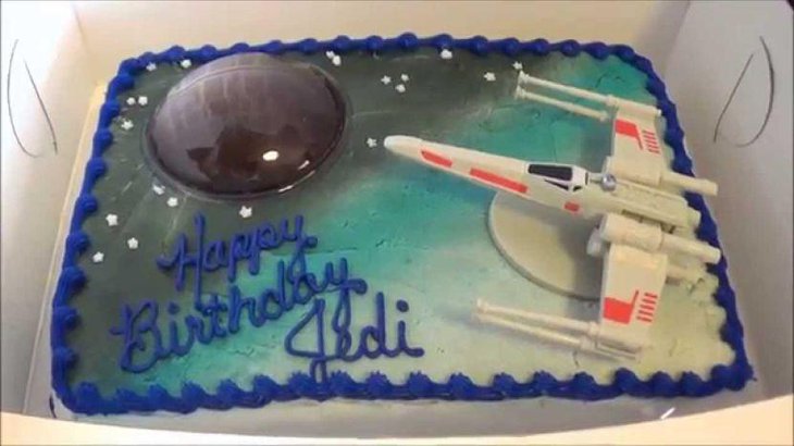 Lovely Star Wars themed birthday cake