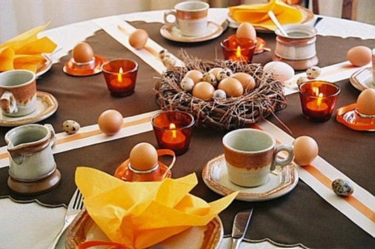 Natural Eggs and Nest Easter Table Settings