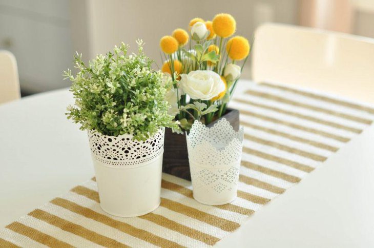No sew gold striped burlap table runner
