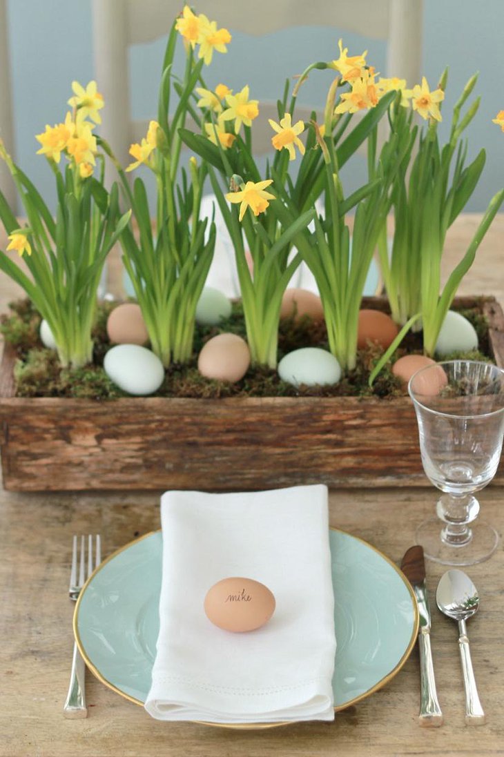 Outdoor Garden Easter Table Settings