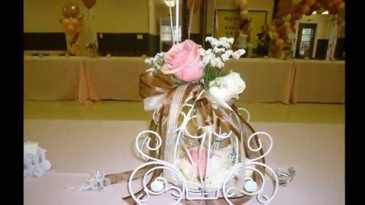 Pretty rose and ribbon decoration for princess baby shwoer decoration for table