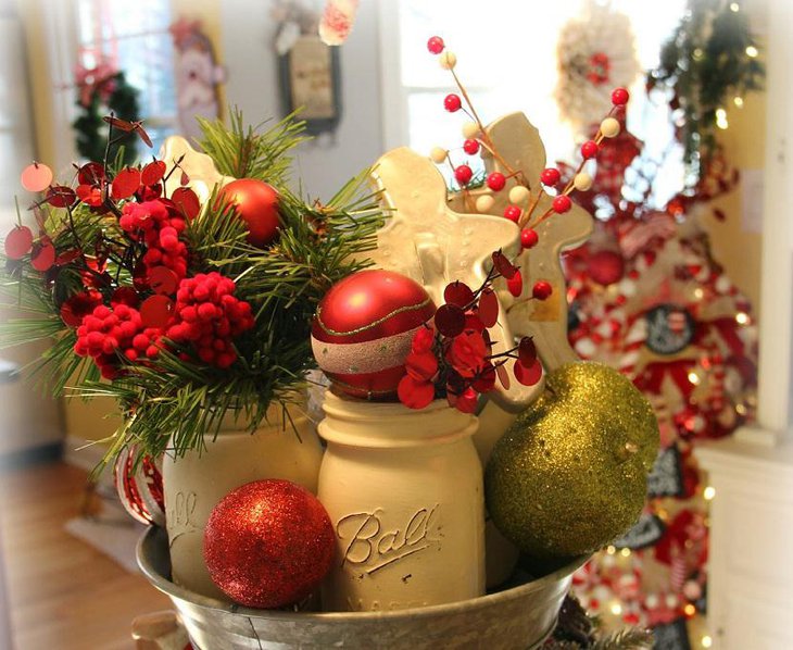 Red and white christmas centerpiece