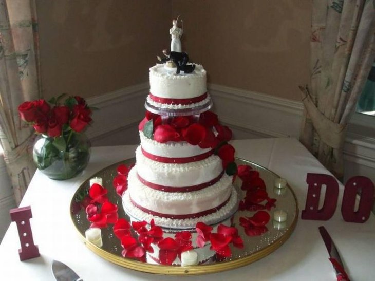 Red And White Wedding Cakes