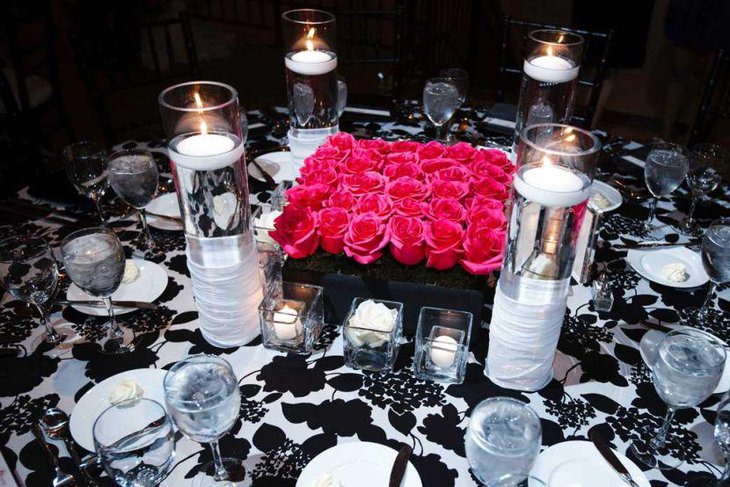Red Rose Wedding Table Decorations For Black And White Wedding