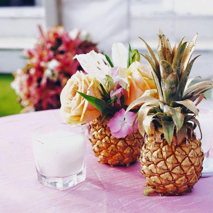 Refreshing pineapple wedding table centerpieces