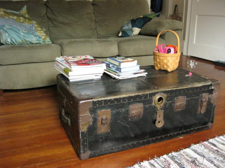 Creatice Diy Trunk Coffee Table for Living room