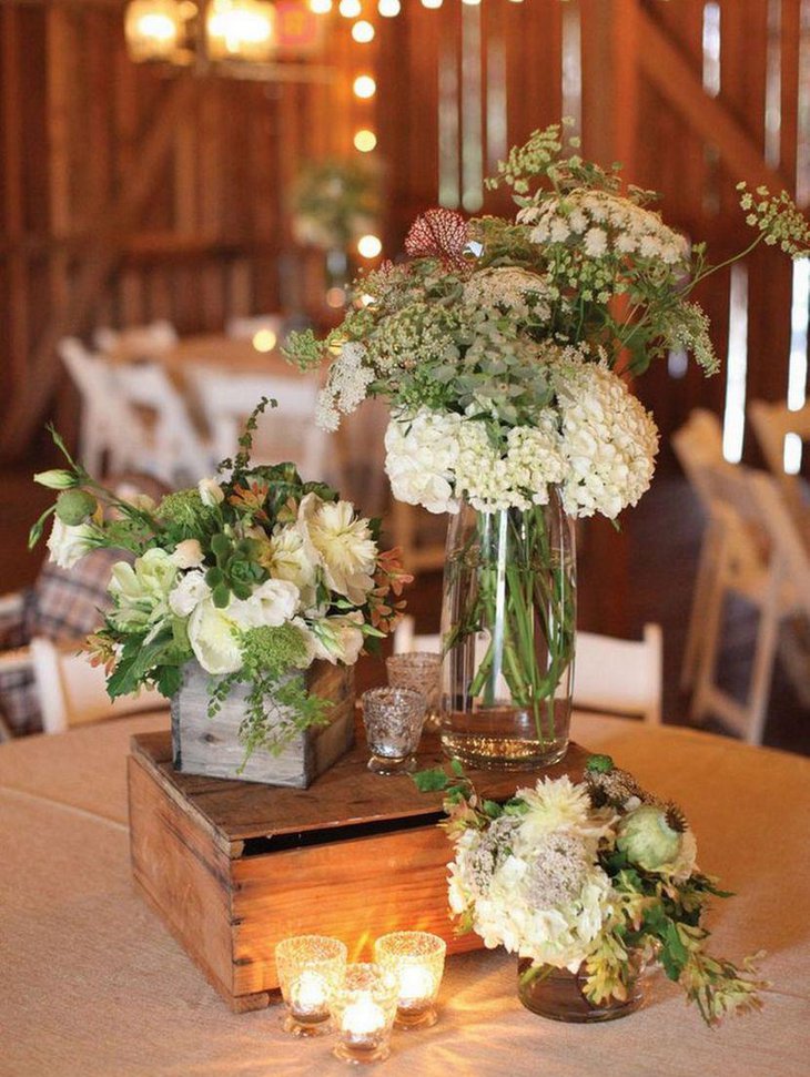 31 Wedding Centerpieces and Table Settings in Rustic Style