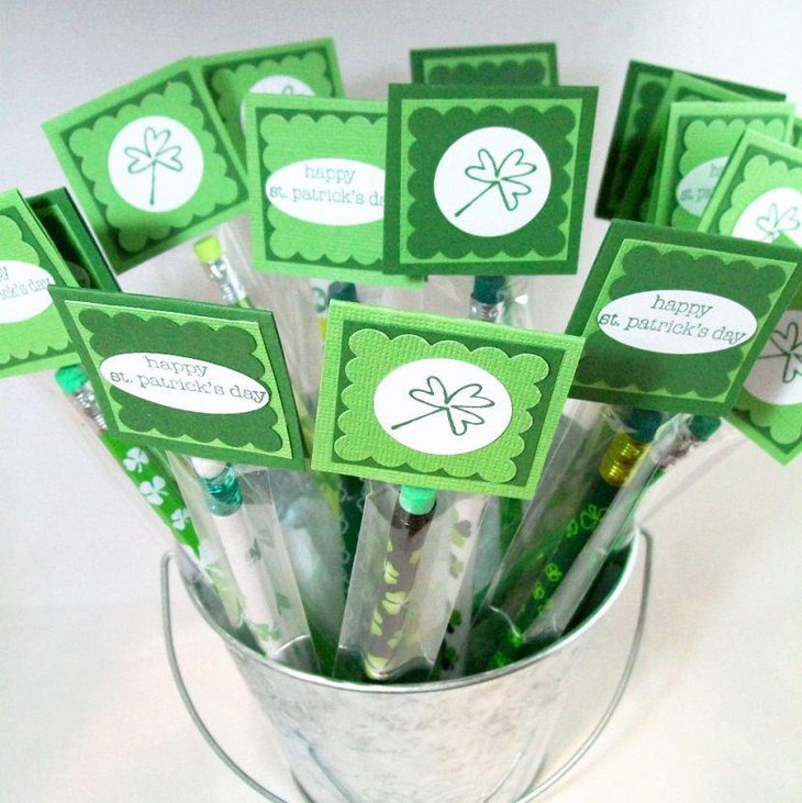 St Patricks Day party favor idea with pencil in steel bucket