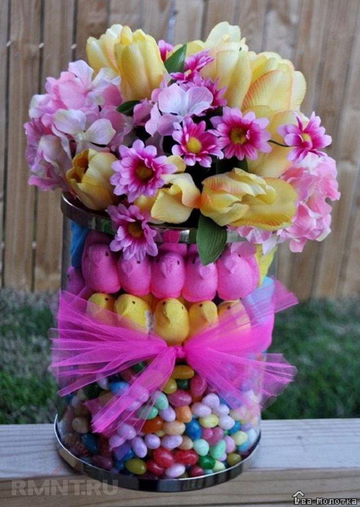 Stunning Colorful Peeps Easter Decorating Ideas