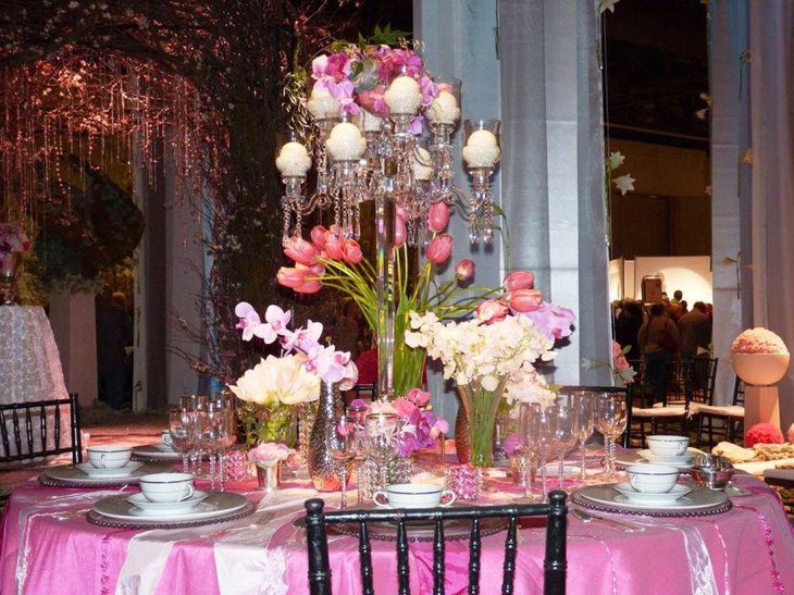 Valentine table decor with crystal candle holder and glasses